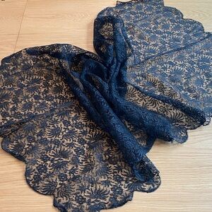 Vintage black lace scarf mantilla